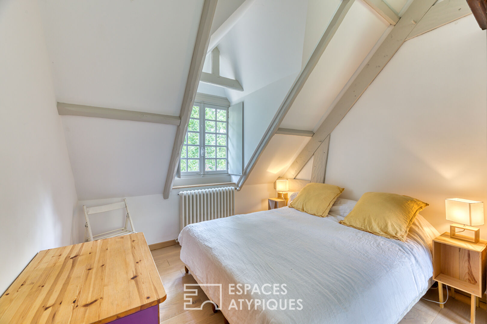 Elegant cottage avec piscine et tennis