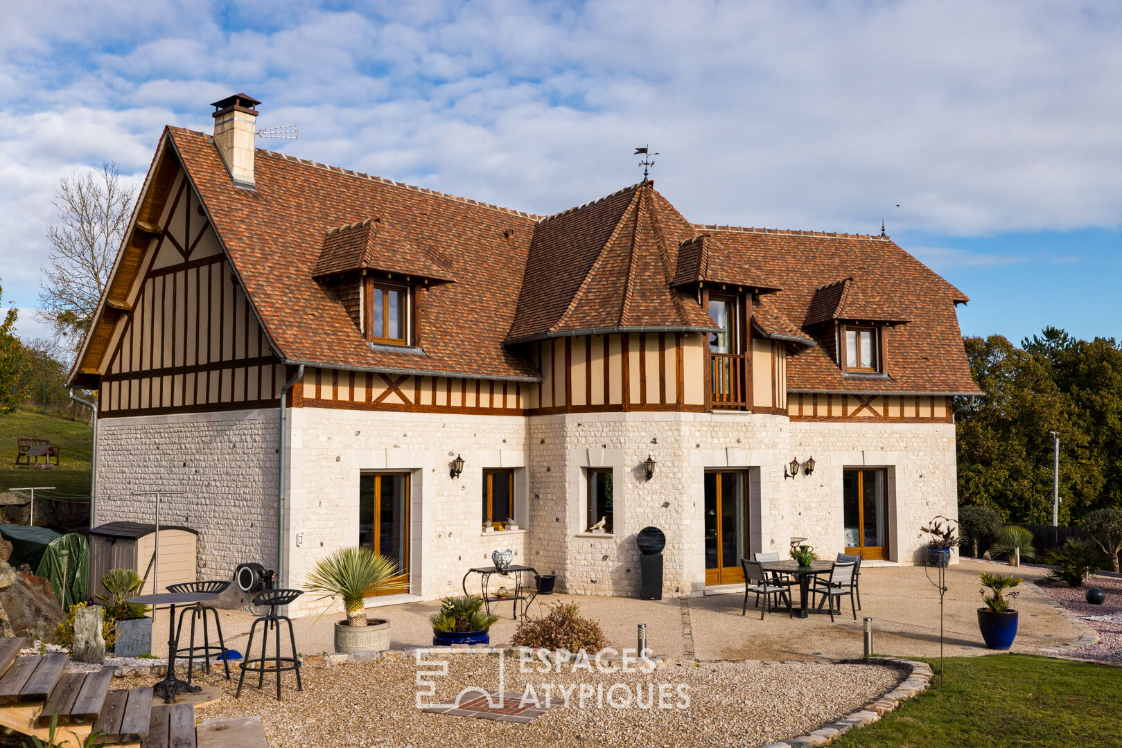 Maison normande contemporaine avec maison d’amis dans la vallée de l’Eure