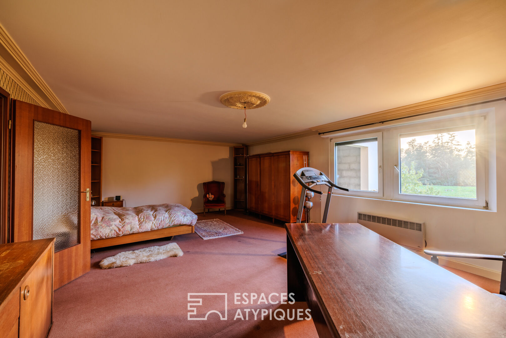 Character house with panoramic view