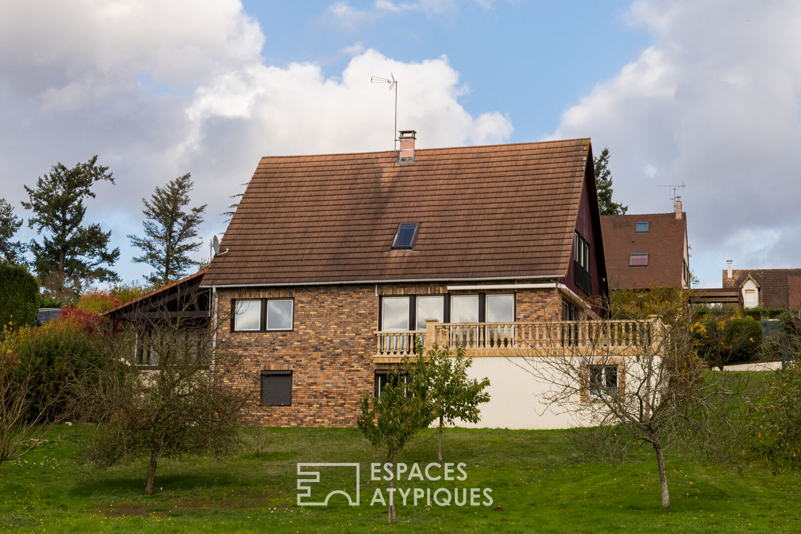 Character house with panoramic view