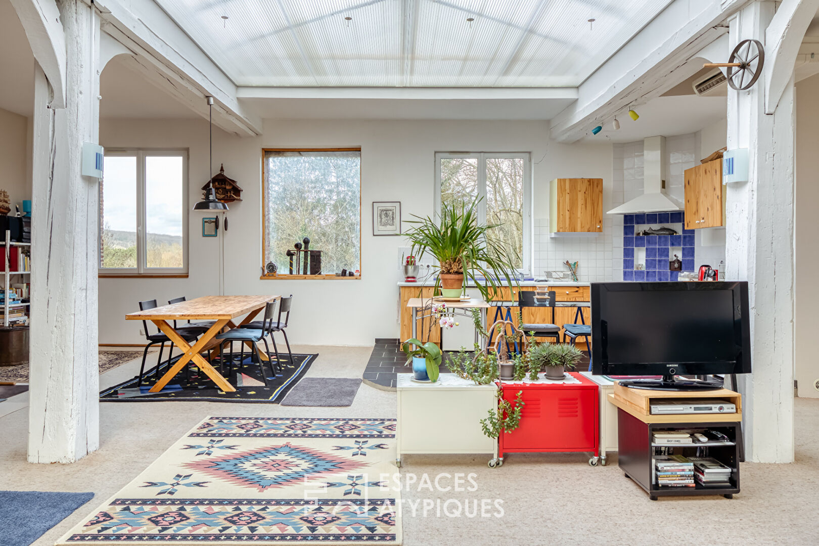 Ancien moulin sur un île privée avec piscine intérieure