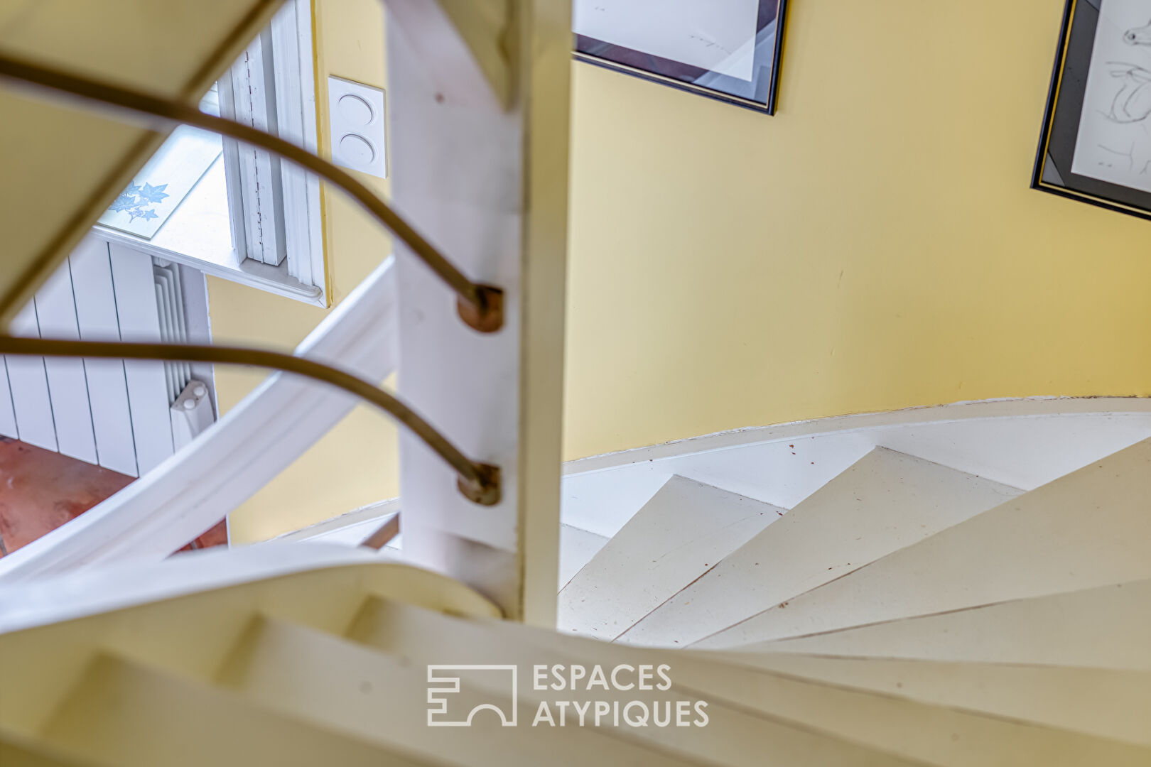 Propriété de caractère avec étang privatif