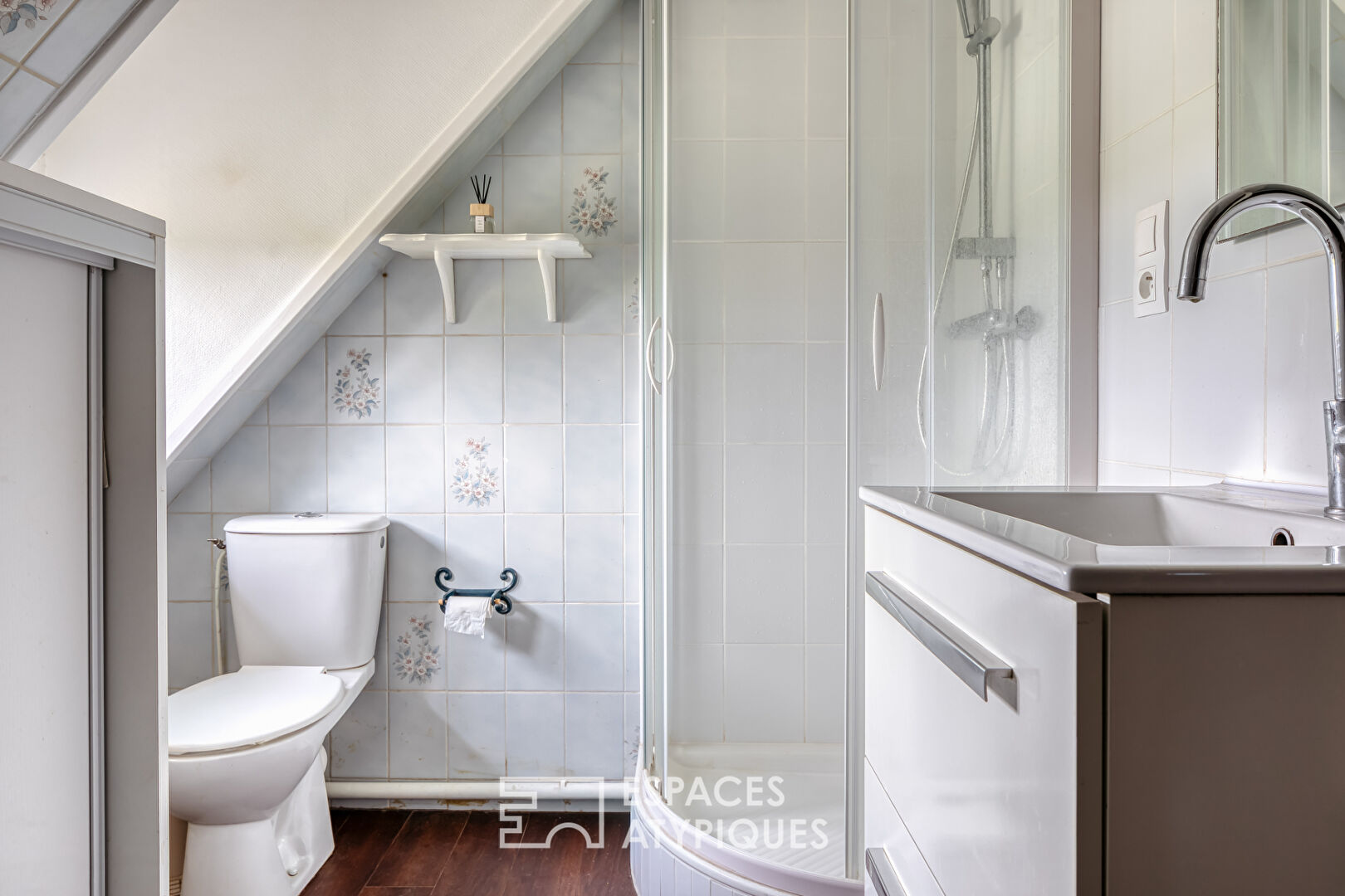 Propriété de caractère avec étang privatif