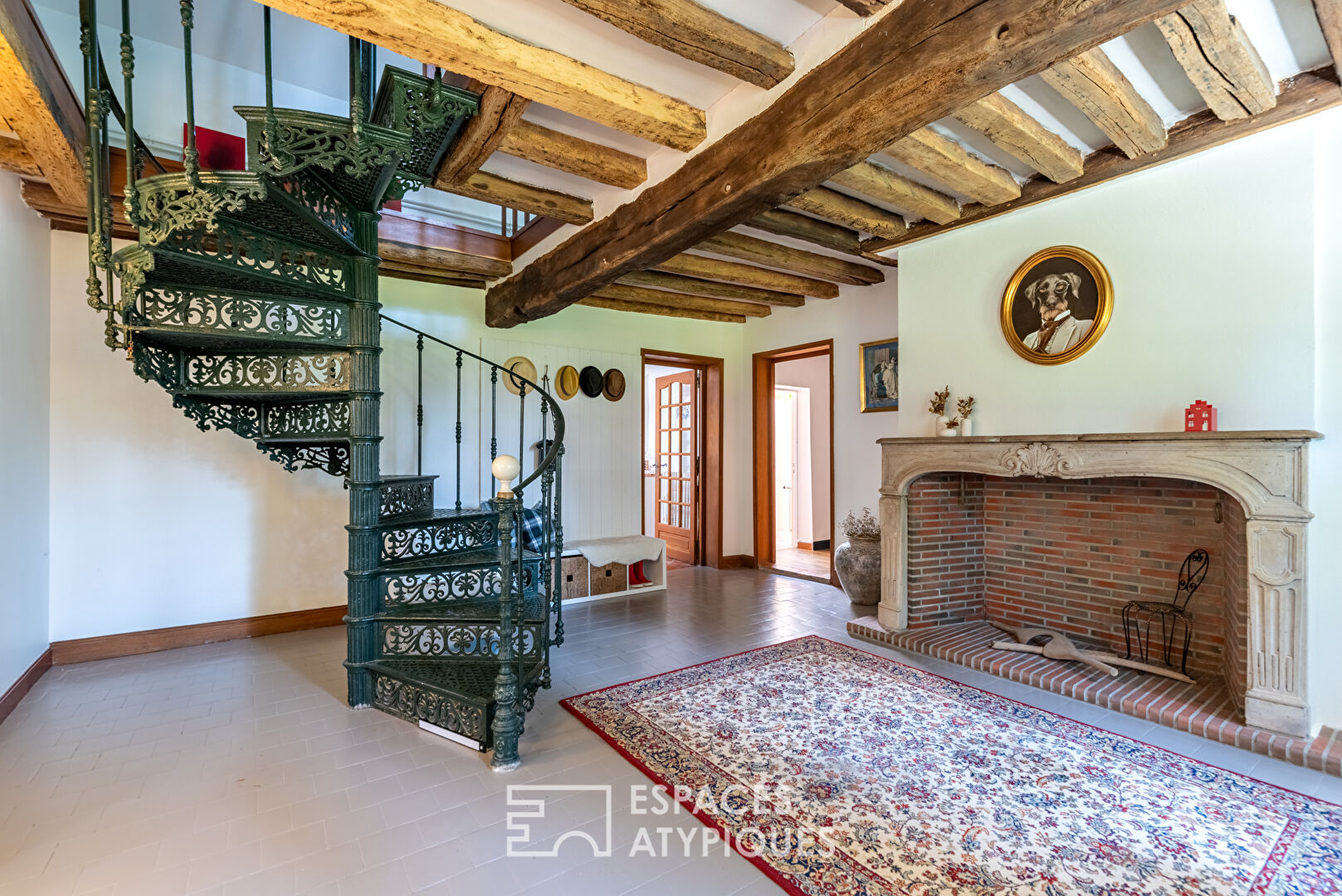 Cottage normand rénové avec dépendances dans un parc arboré