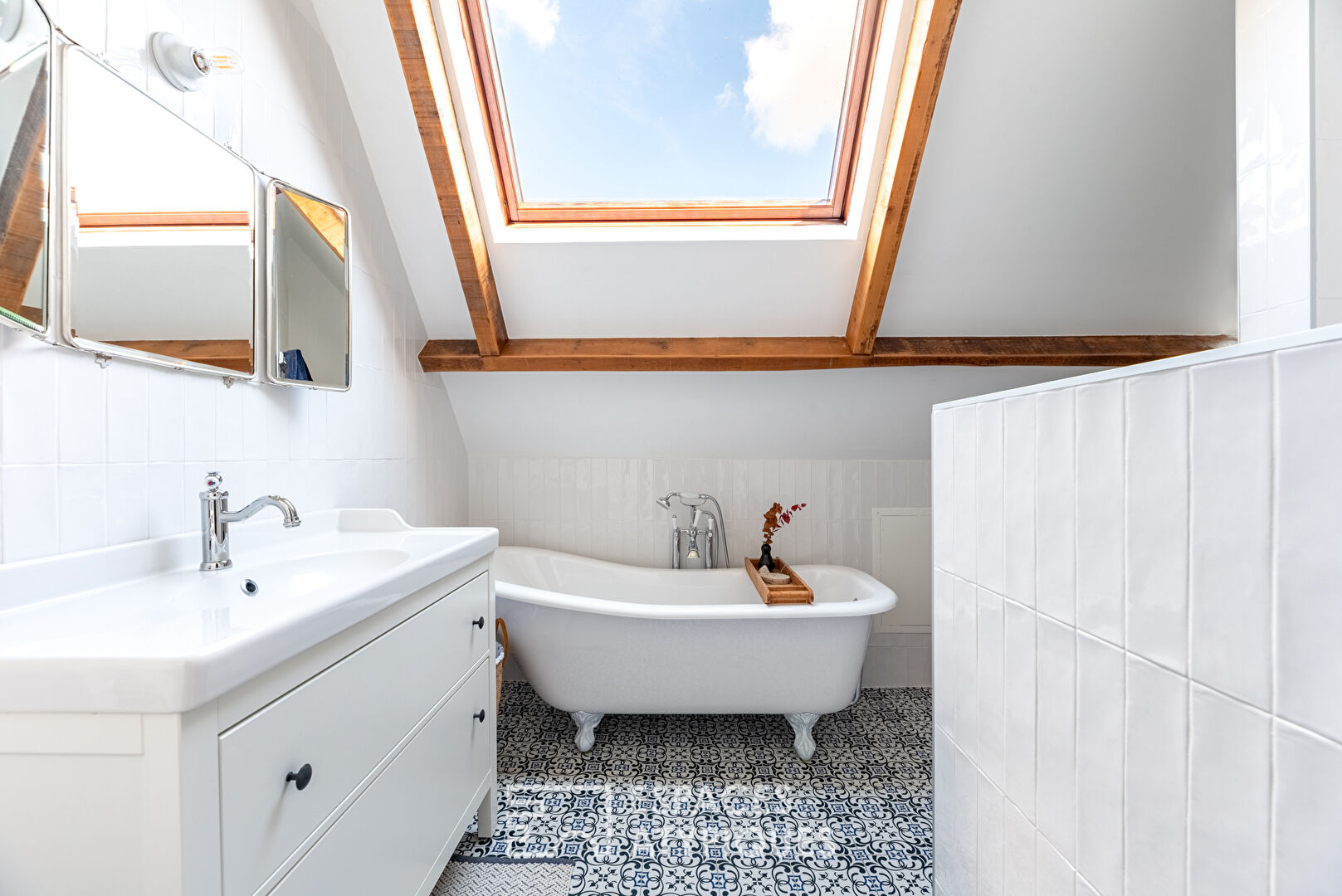 Cottage normand rénové avec dépendances dans un parc arboré