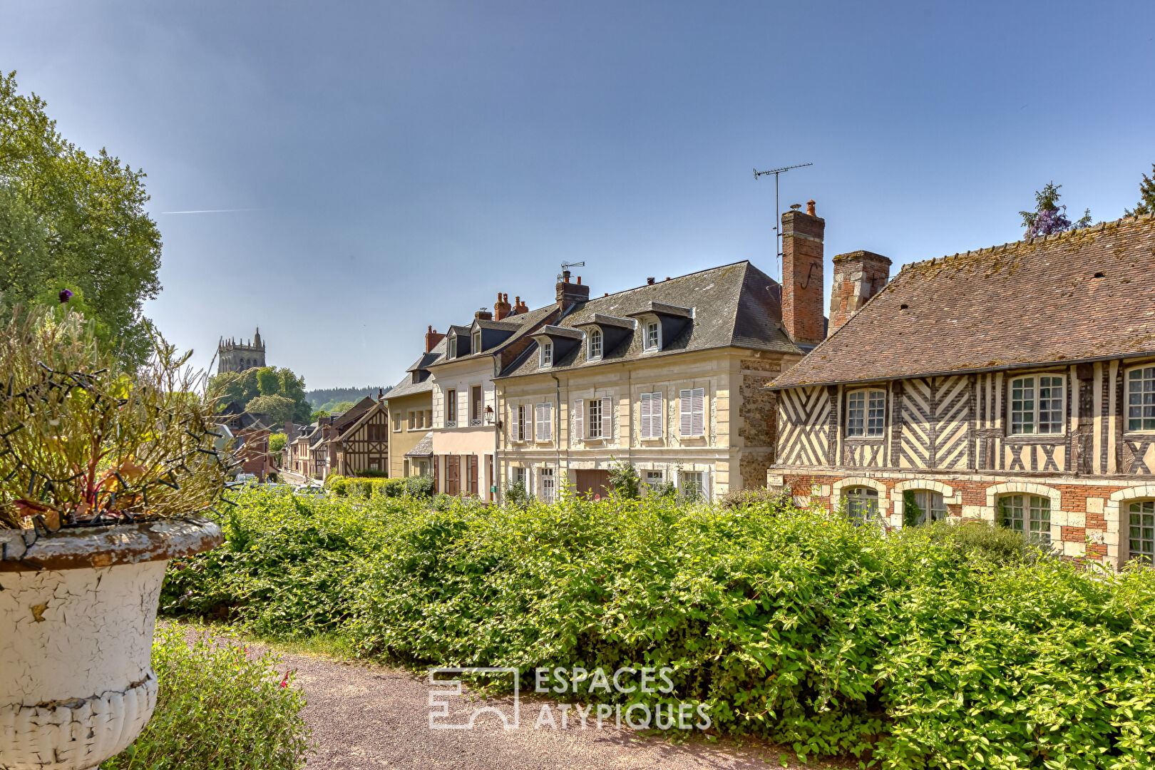Maison de charme dans un des plus beaux villages de France