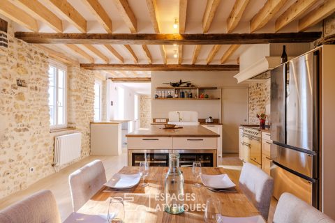 Ancien chai rénové avec vue sur l&rsquo;Eure