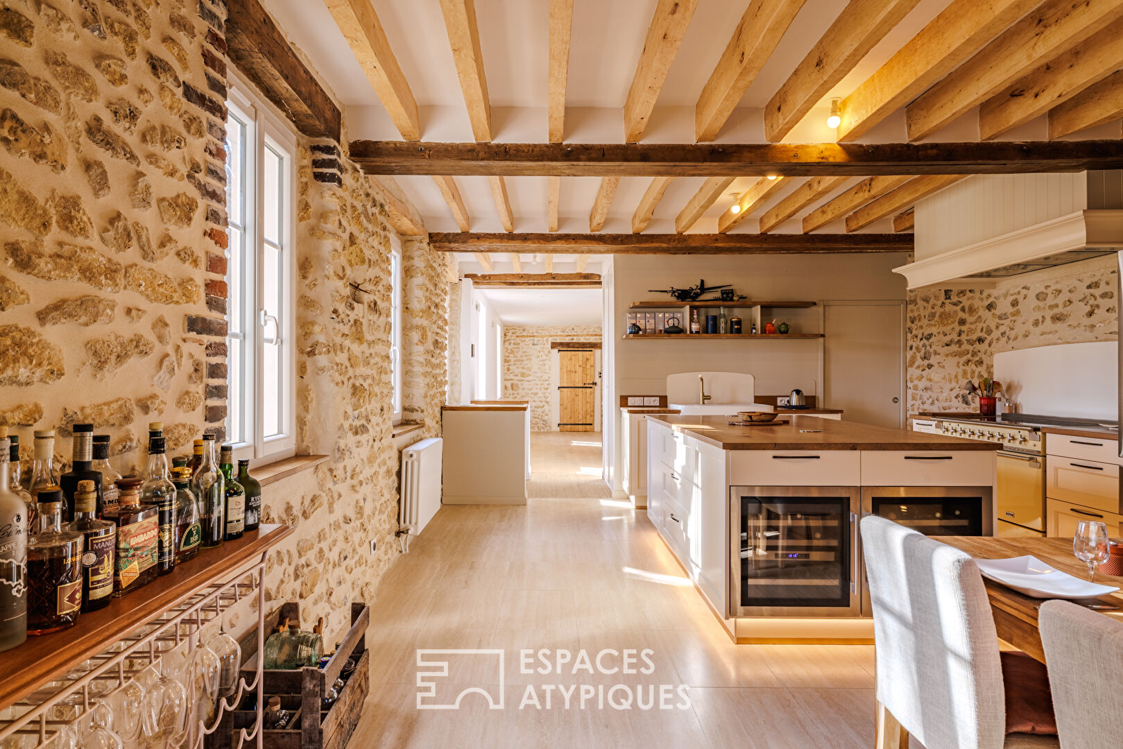 Ancien chai rénové avec vue sur l&rsquo;Eure