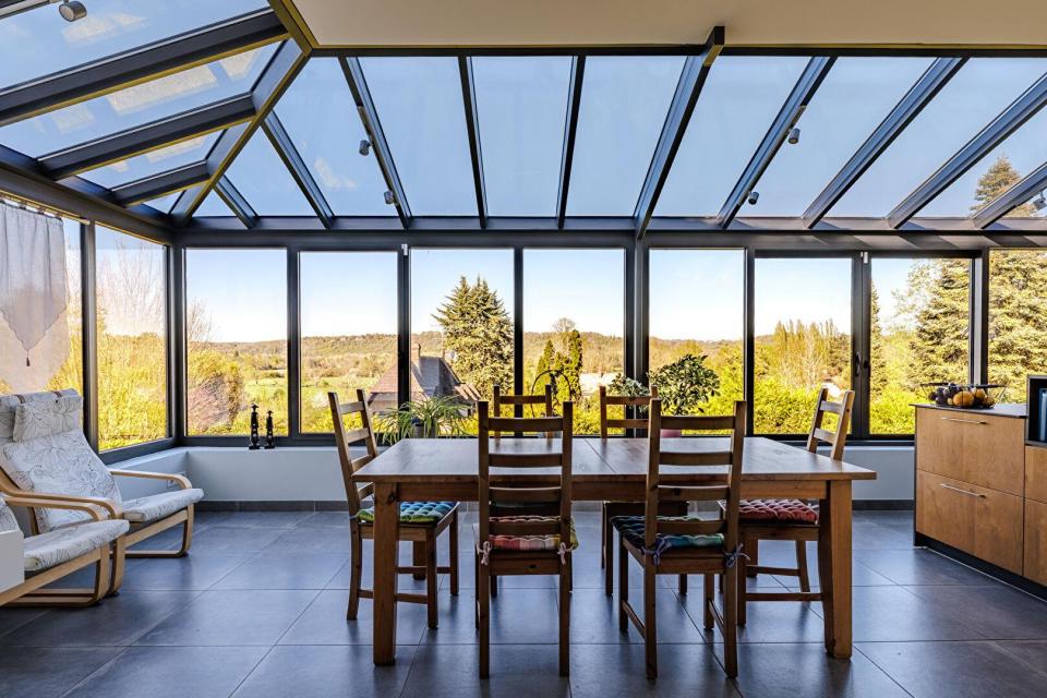 Maison avec forêt privée et terrain constructible