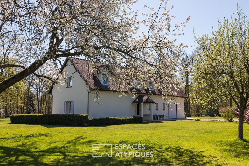 Propriété avec installations équestres de loisir dans un parc de 1,5 hectare