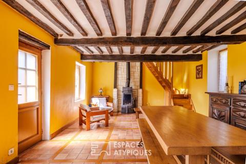 Maison de campagne à rénover dans un hameau préservé