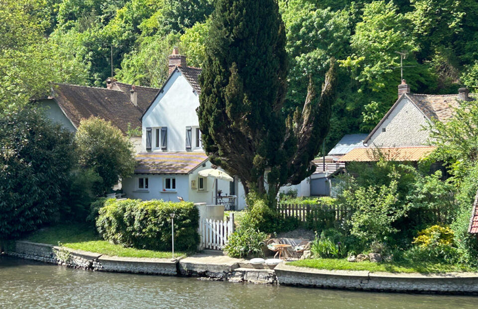 Charmante maison de campagne au bord de l'Eure