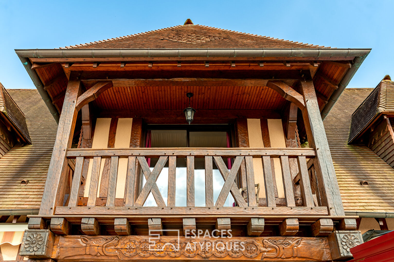 Maison normande avec vue exceptionnelle sur la vallée