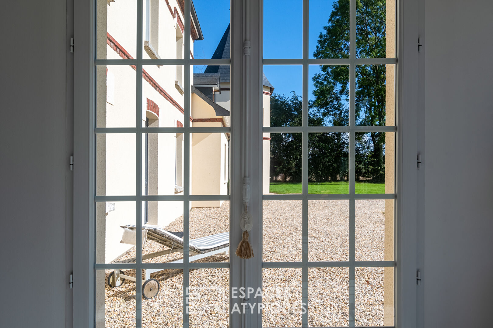 Family property in an equestrian environment