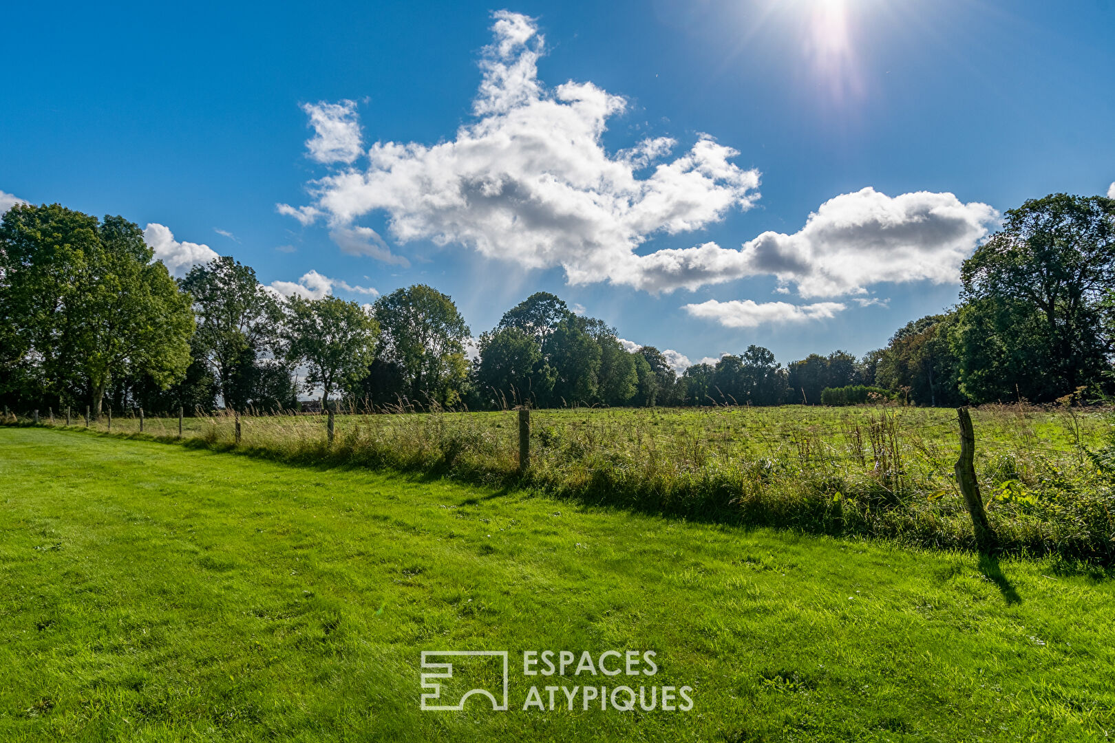 Family property in an equestrian environment