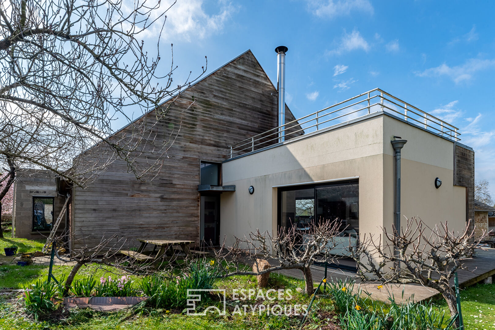 Maison contemporaine avec extension à finaliser