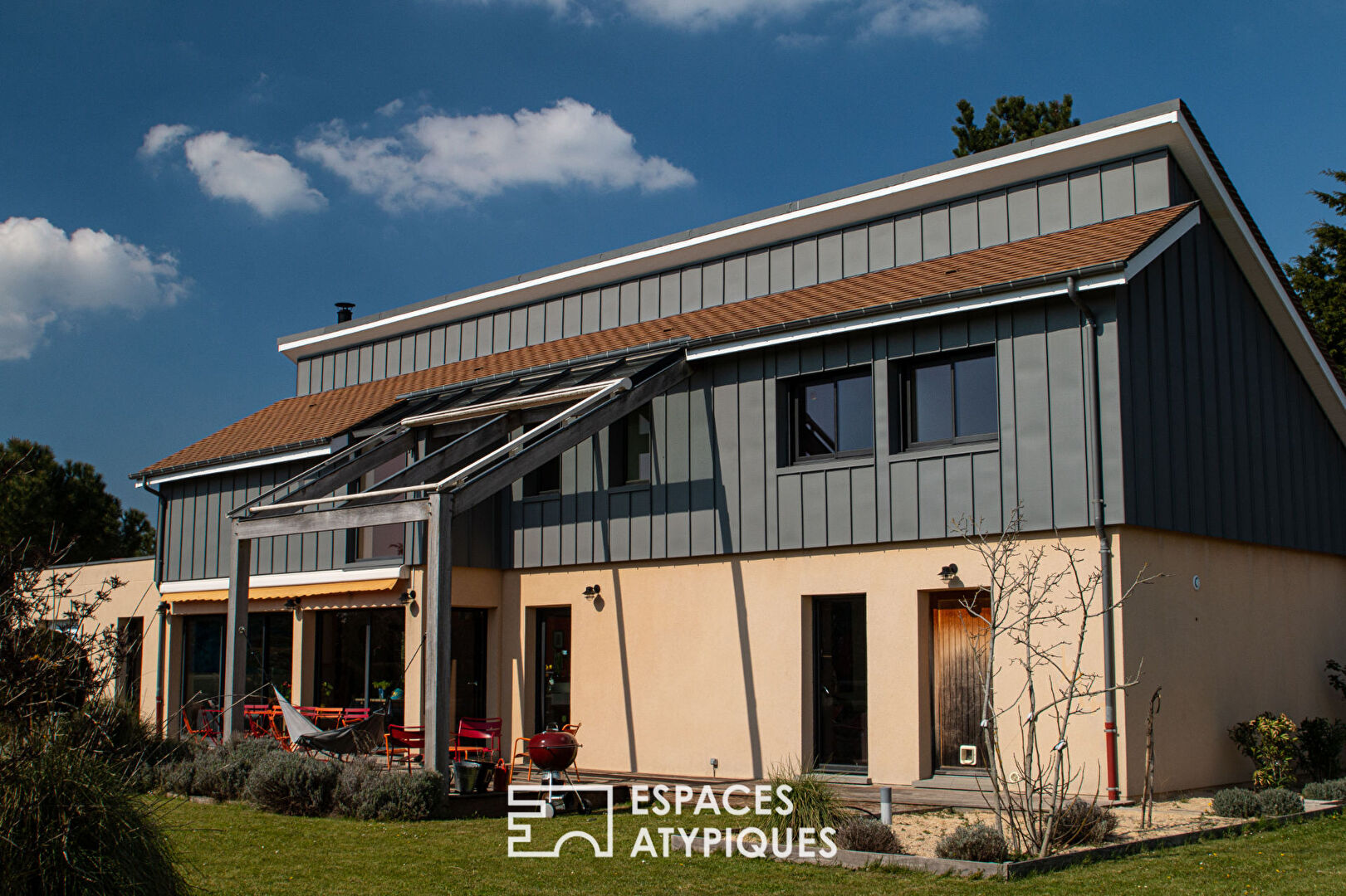 Maison d’architecte dans un village de charme