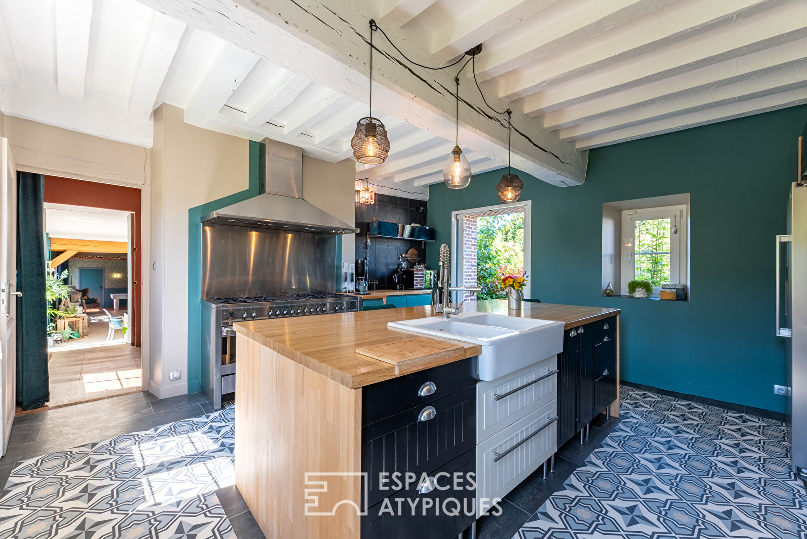Old renovated farmhouse with swimming pool
