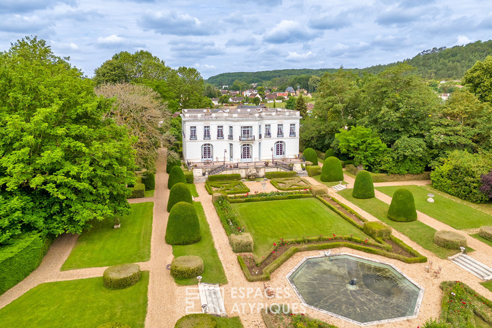 Château « Folie XVIIIème » au bord de l’Eure