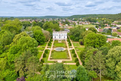 Château « Folie XVIIIème » au bord de l’Eure