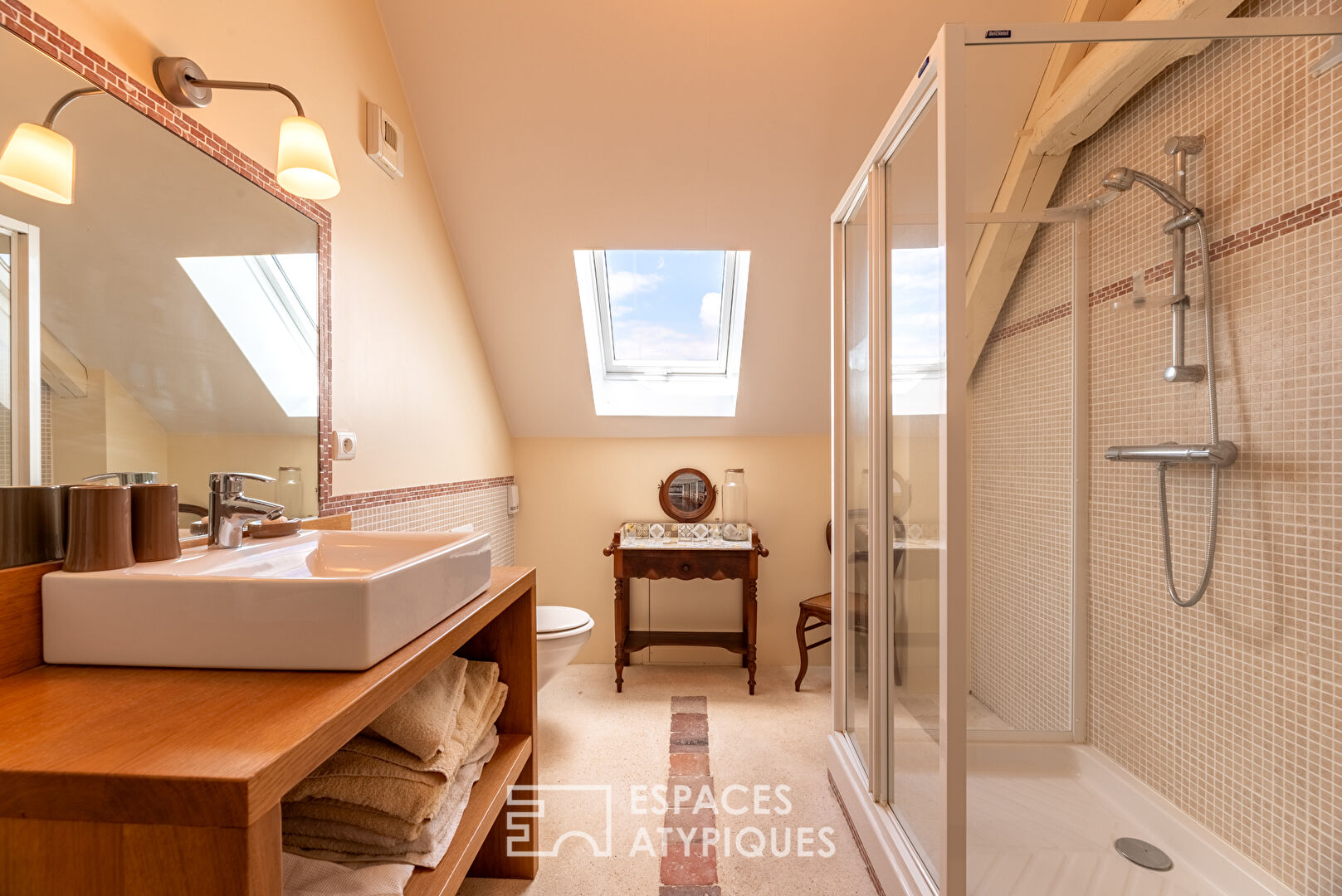 Country property in the heart of the city