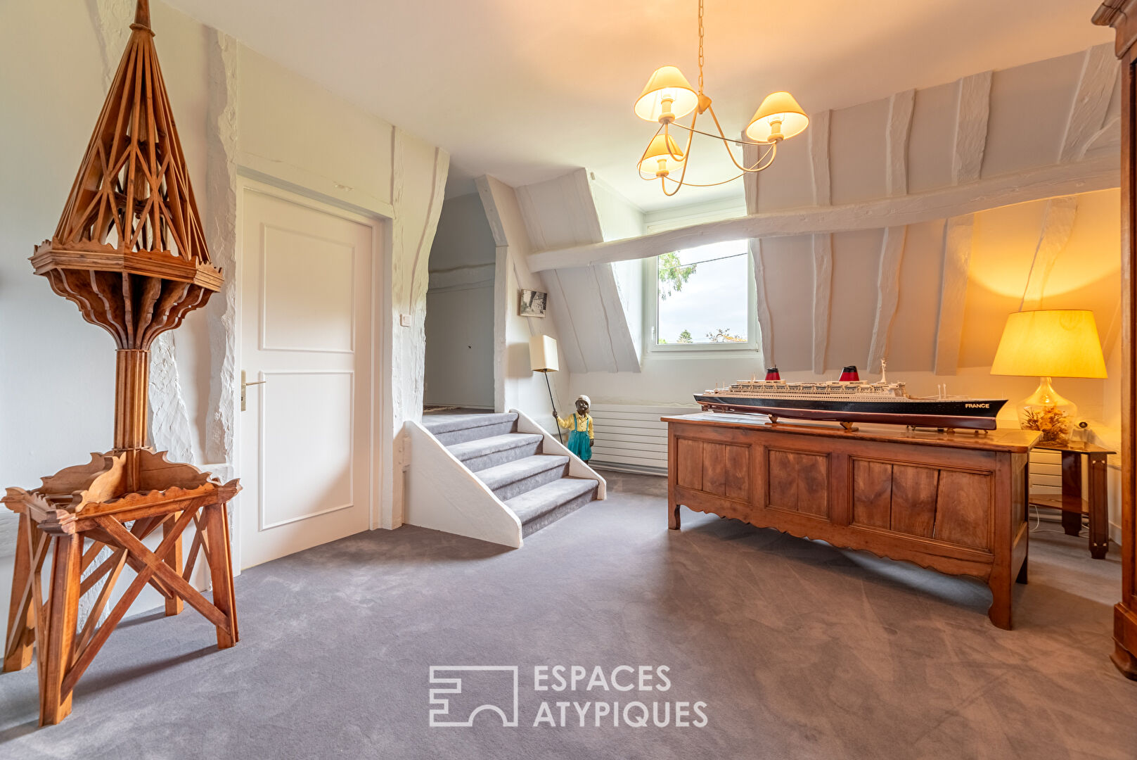 Longère avec maison d’amis dans un cadre historique