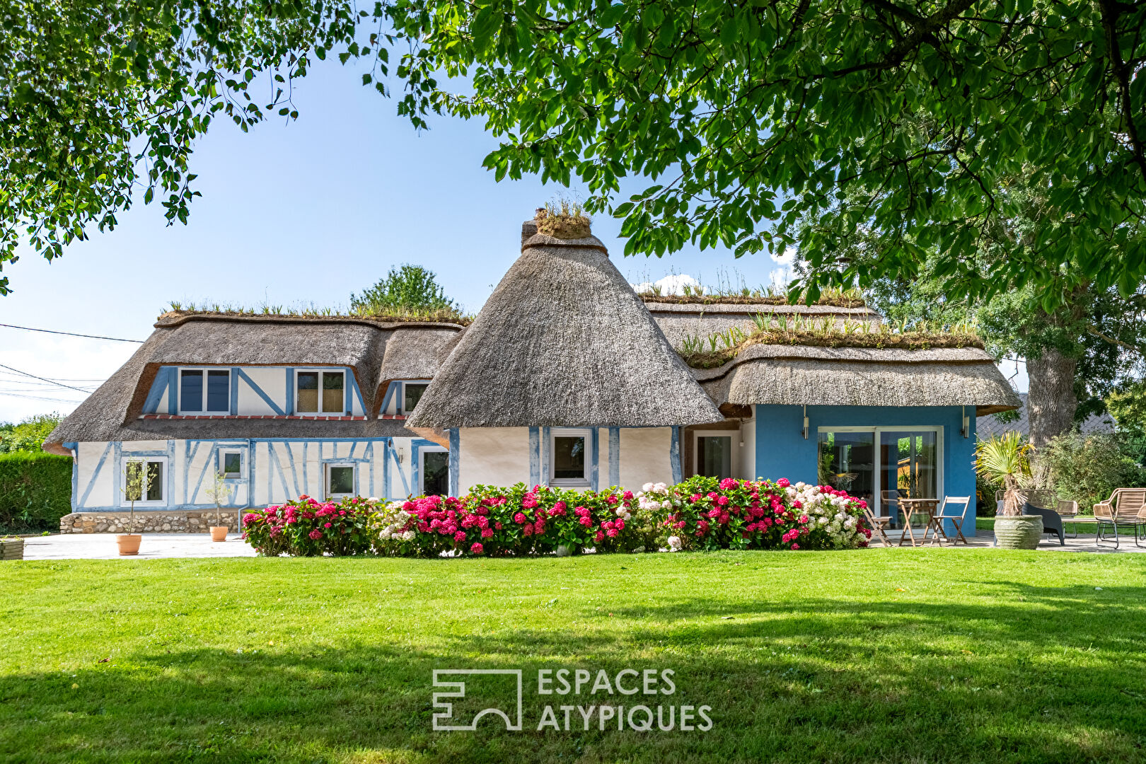 Characterful cottage in the Normandy countryside