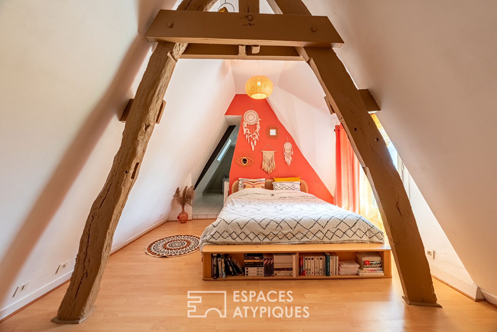 Characterful cottage in the Normandy countryside
