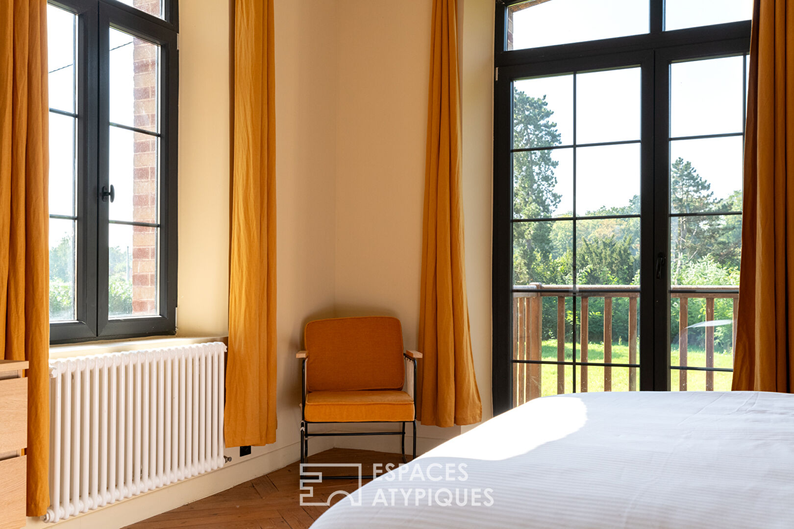Maison de Maître du 19eme siècle rénovée avec piscine et tennis