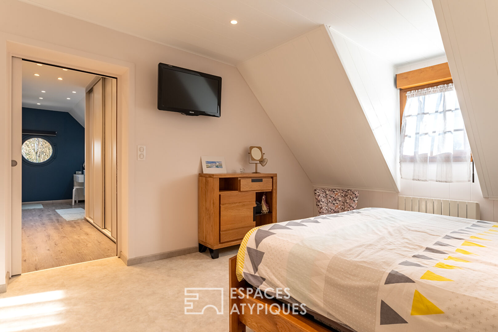 Contemporary, high-end and renovated