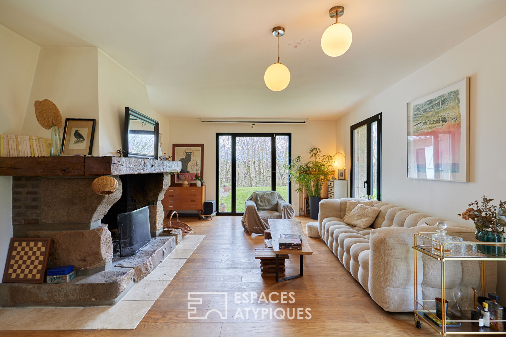 1970s property revisited in wooded park in central Bernay