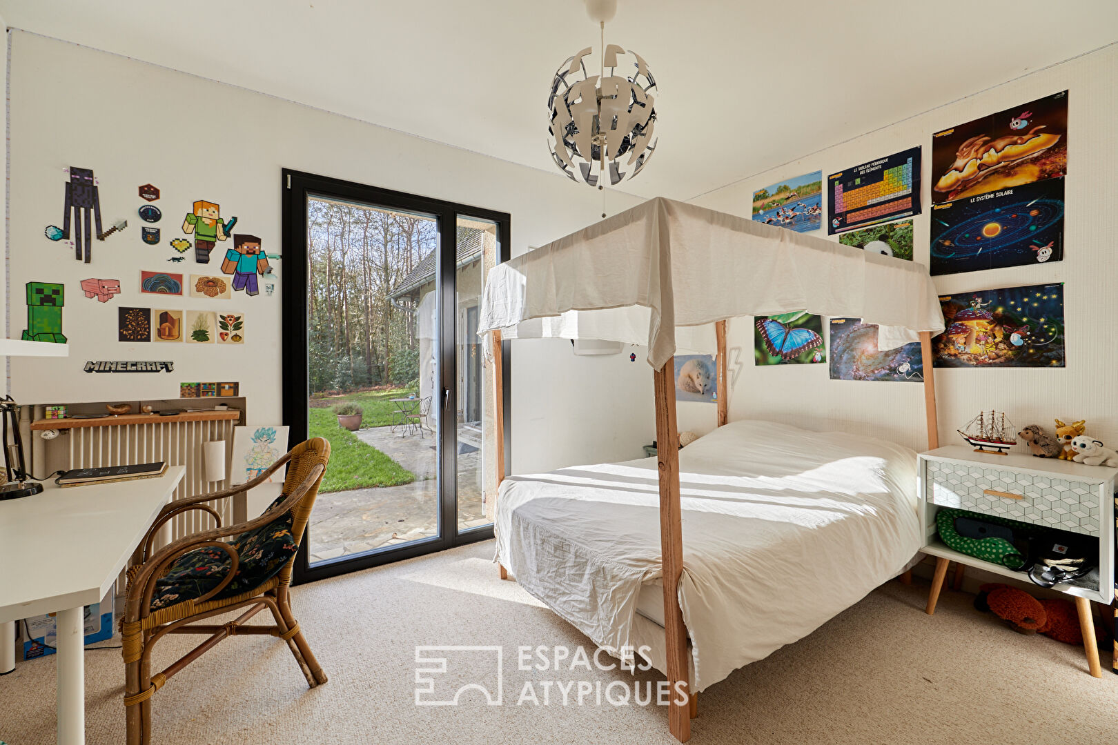 1970s property revisited in wooded park in central Bernay
