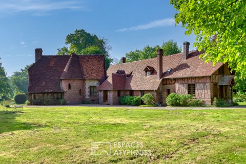 Manoir anglo-normand avec maison d’amis dans un parc du château