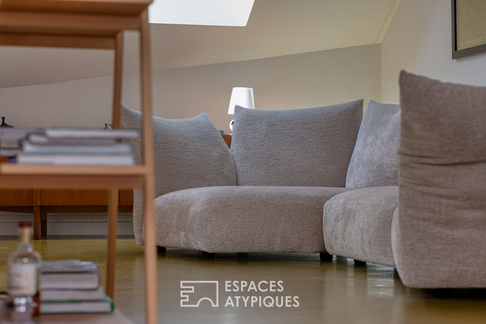 Architect-designed house on the edge of the Champ de Bataille Golf Course