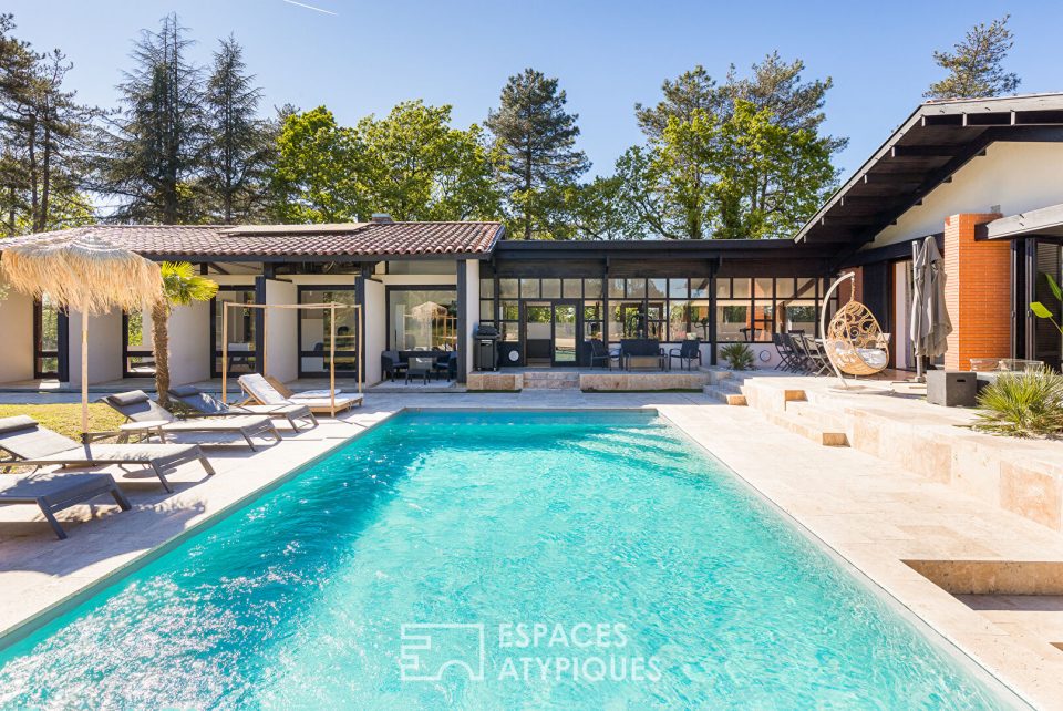 Villa d'architecte avec piscine et parc arboré aux portes de Montauban