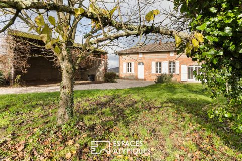 Charming single-story Toulouse house to reinvent in Tarn-et-Garonne
