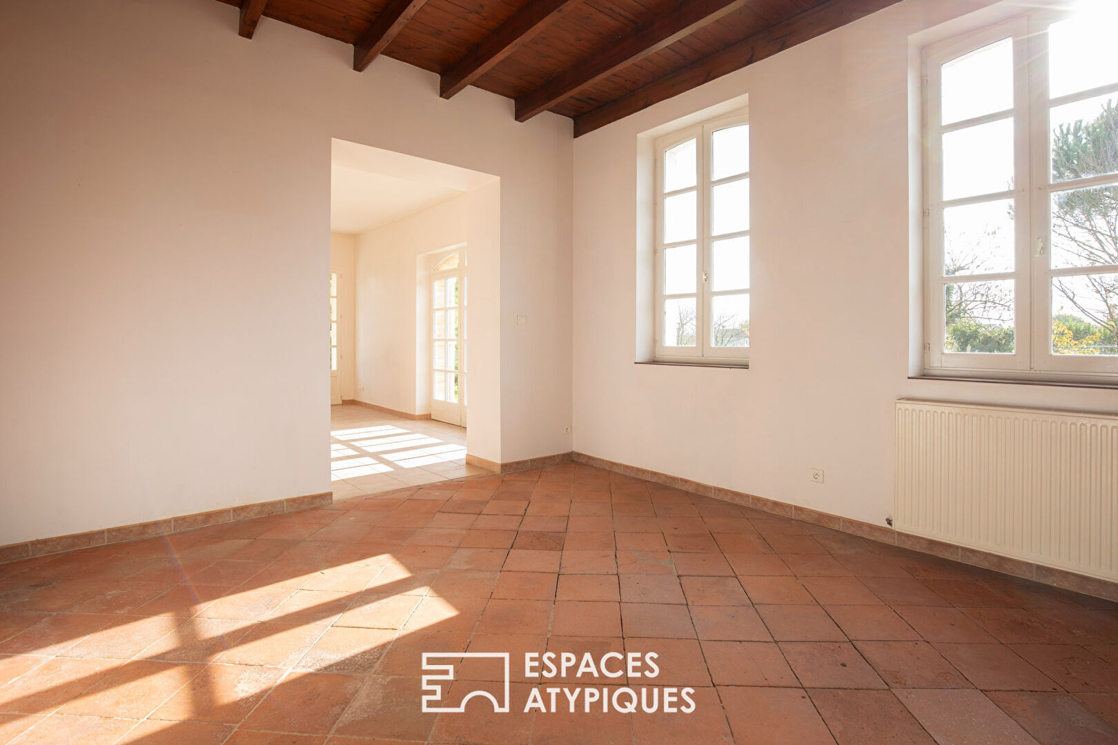 Charming single-story Toulouse house to reinvent in Tarn-et-Garonne