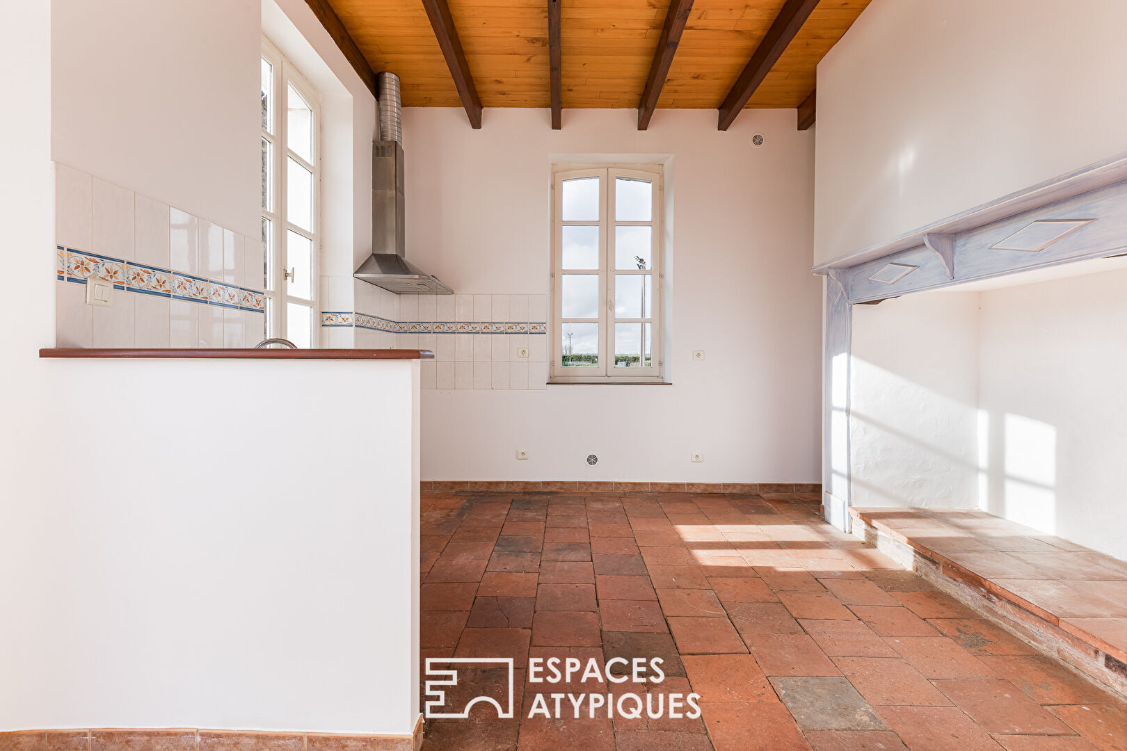 Charming single-story Toulouse house to reinvent in Tarn-et-Garonne