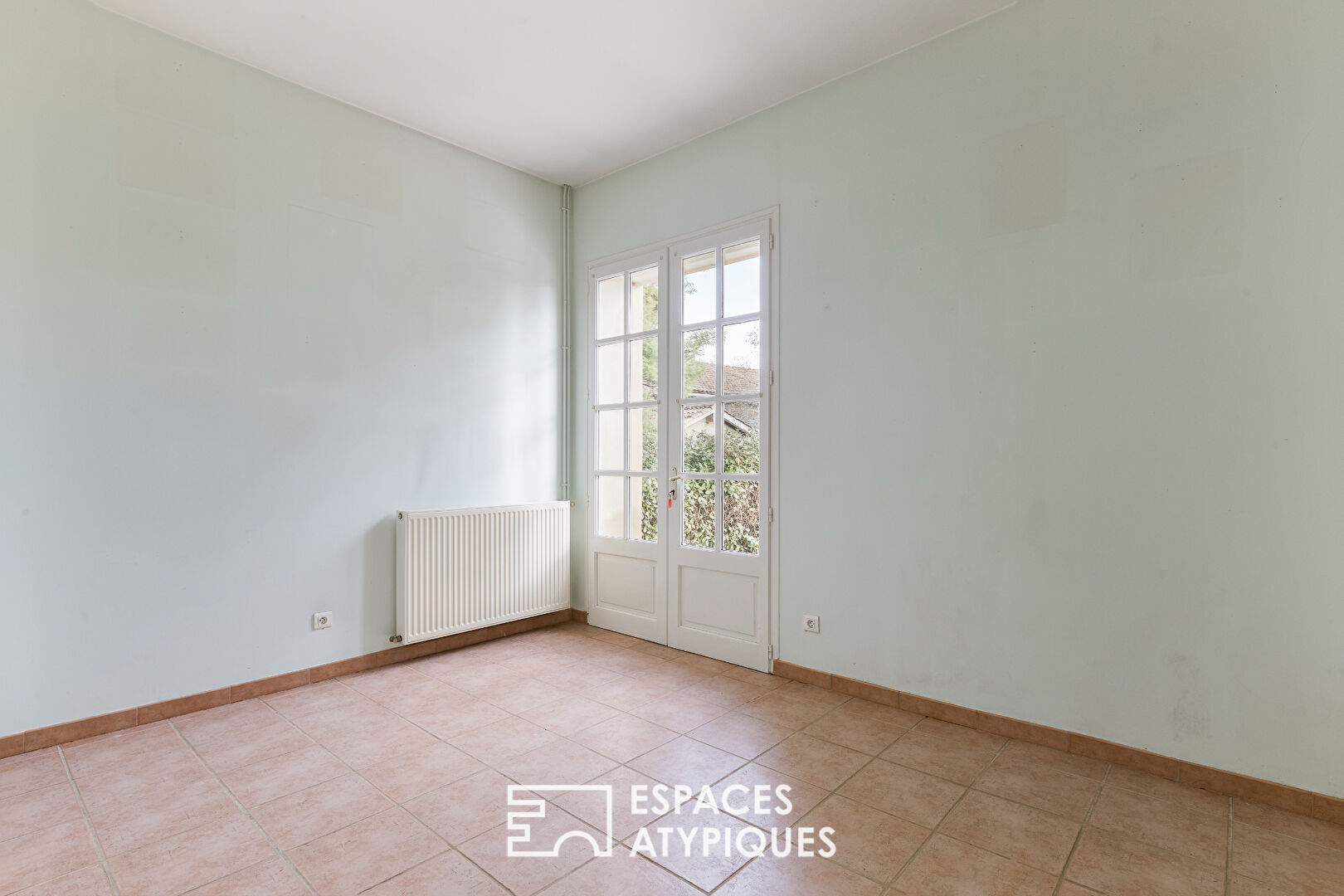 Charming single-story Toulouse house to reinvent in Tarn-et-Garonne