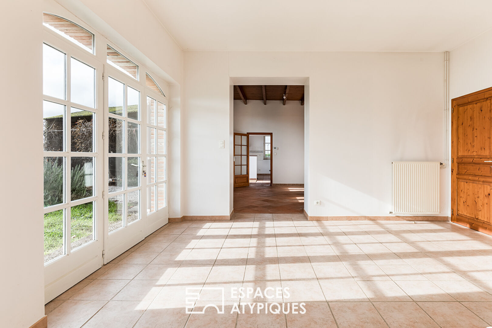 Charming single-story Toulouse house to reinvent in Tarn-et-Garonne