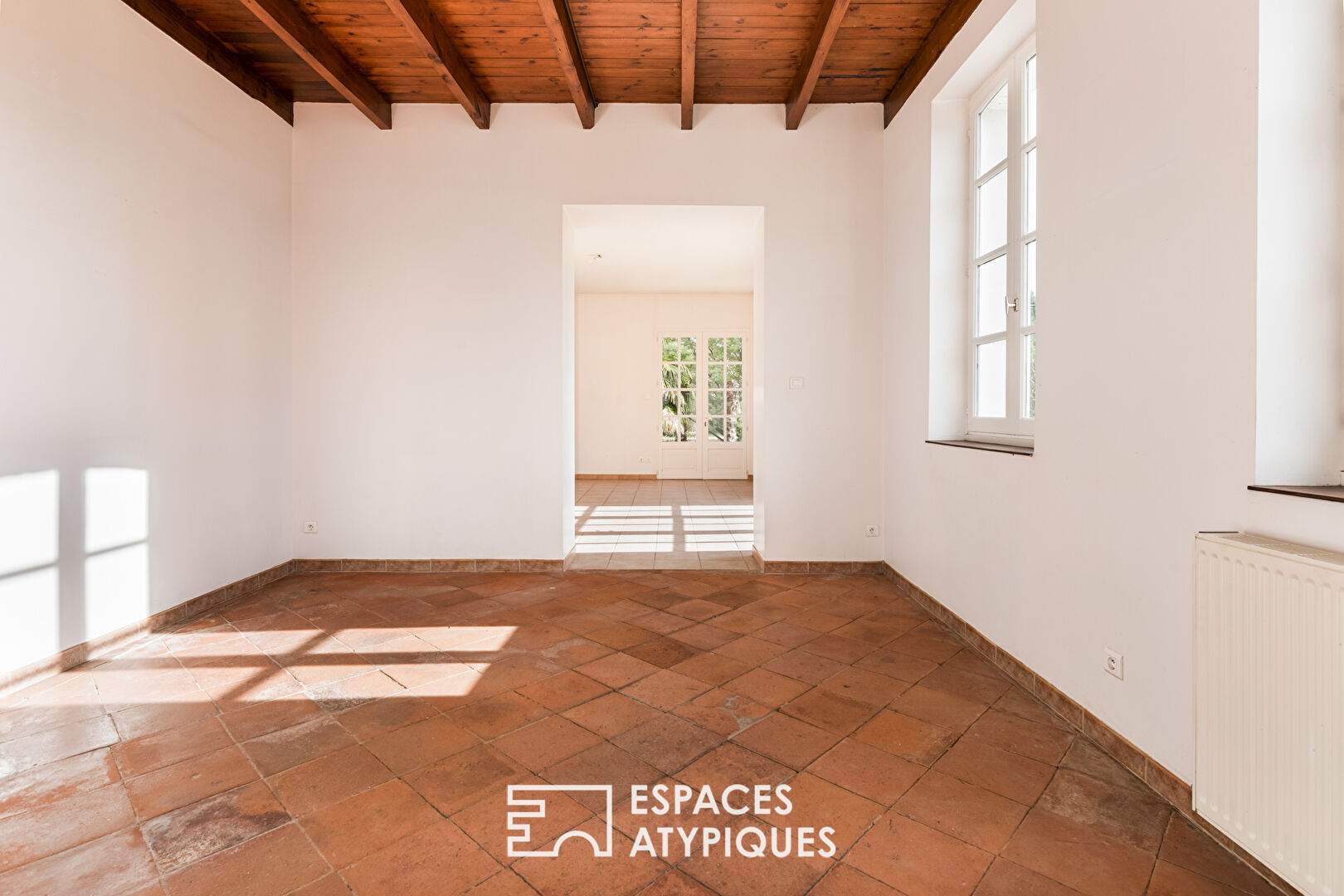 Charming single-story Toulouse house to reinvent in Tarn-et-Garonne