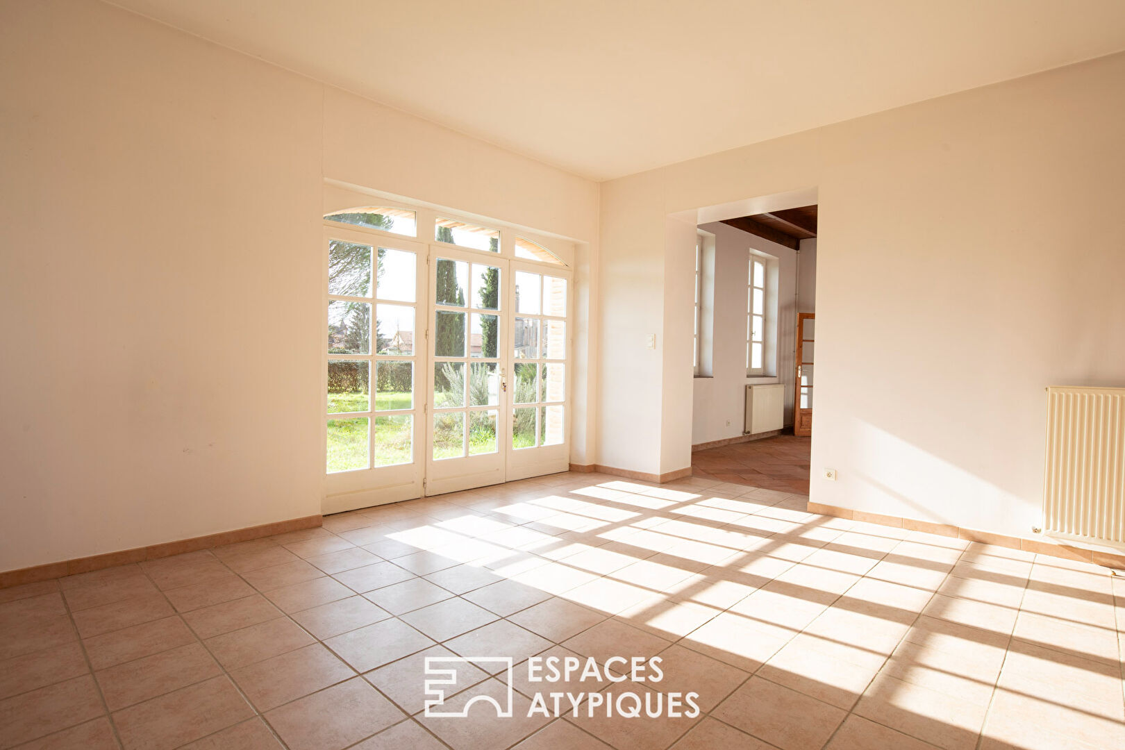 Charming single-story Toulouse house to reinvent in Tarn-et-Garonne