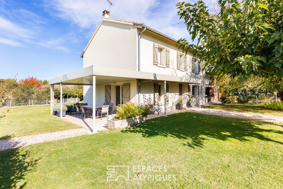 Ferme rénovée avec gîtes et parc arboré à Bas-Pays