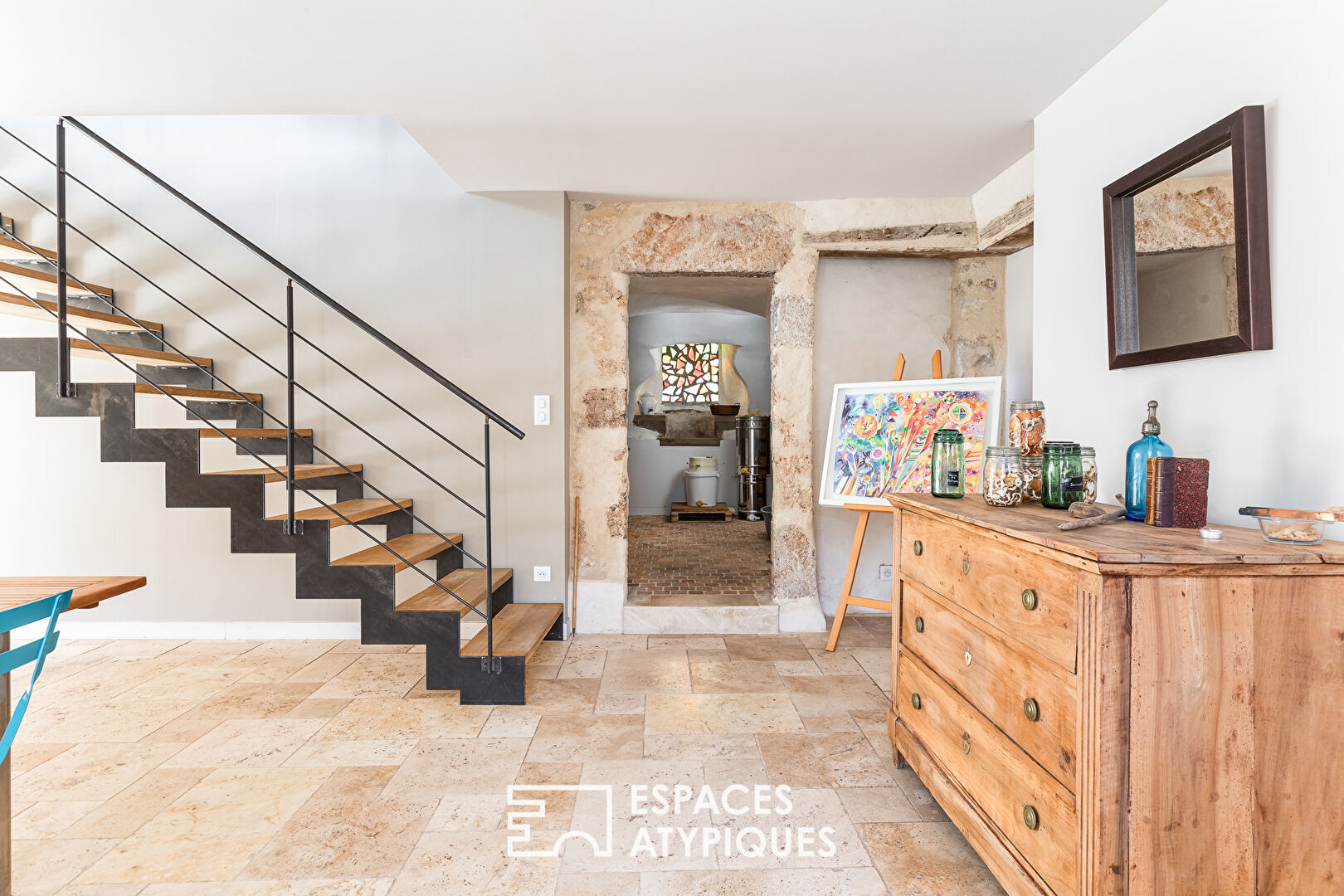 Completely renovated stone house with working guest rooms