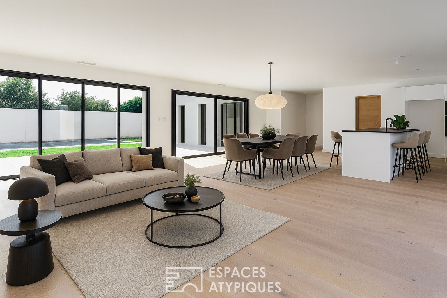 Maison contemporaine de plain-pied à Saint-Martial