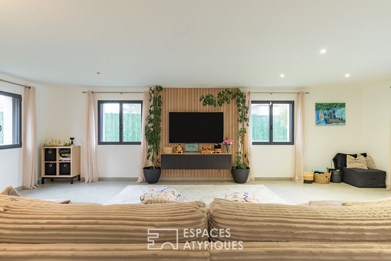 Maison Contemporaine avec Toit-Terrasse et piscine à Montauban