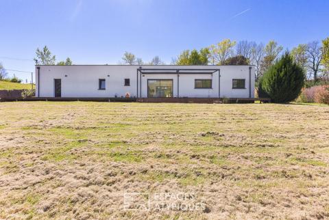 Villa moderniste de plain-pied dans voie privée quartier St Martial