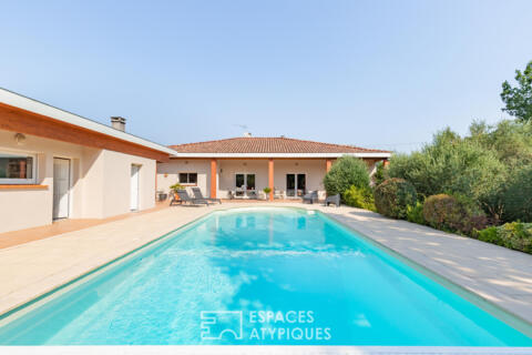 Villa d’architecte en lisière de la forêt du Fau