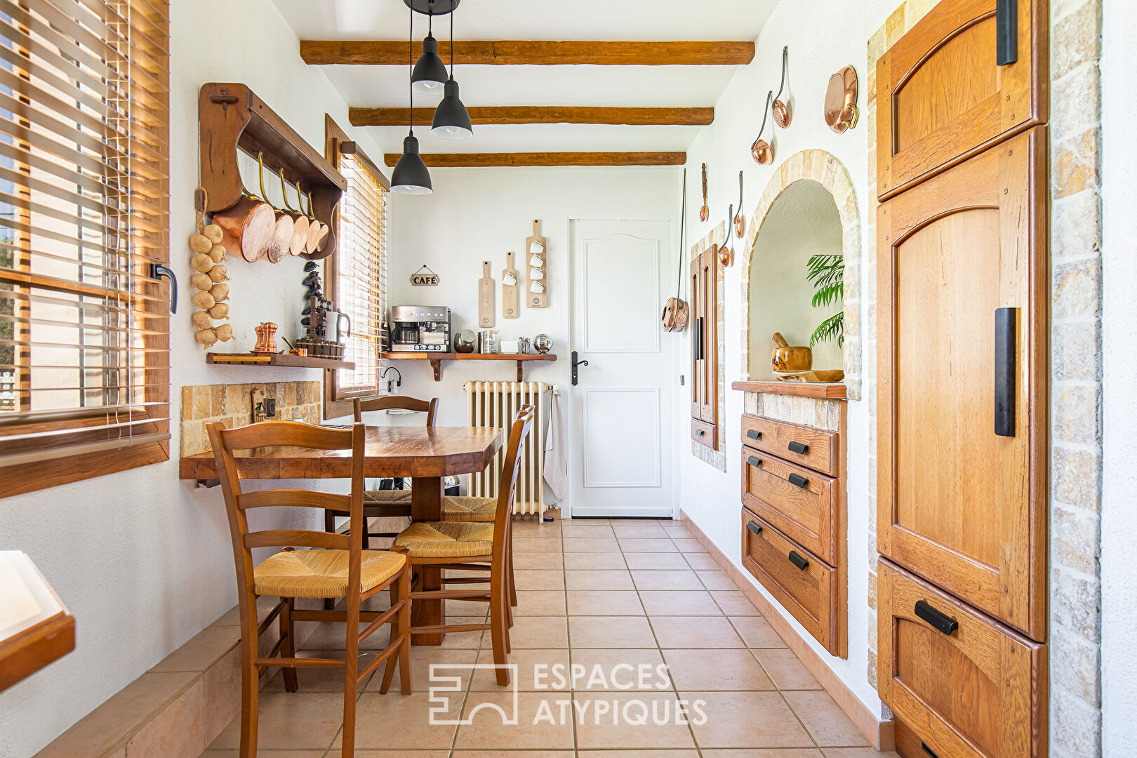 Charming renovated farmhouse with independent gîte
