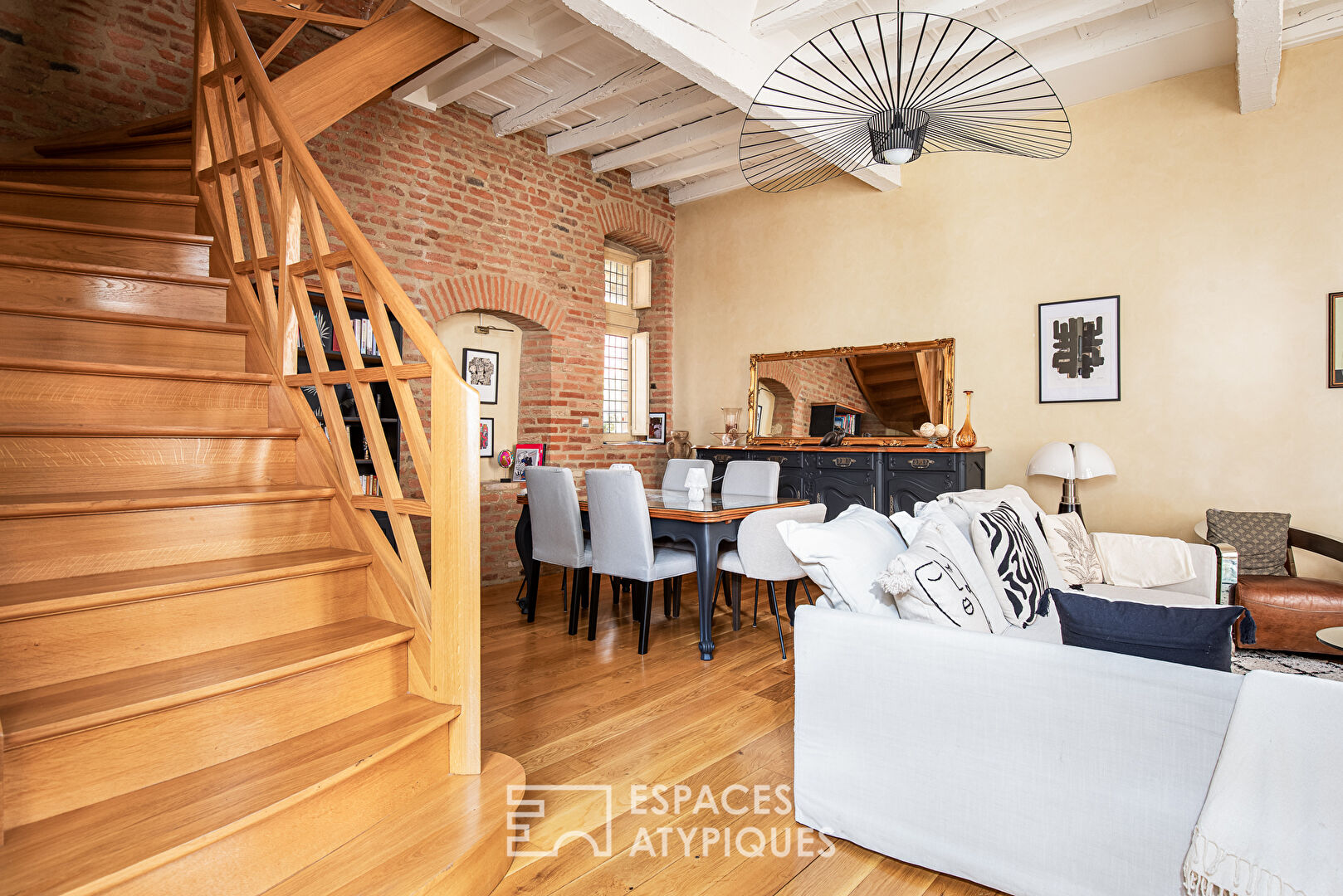 Duplex dans un hôtel particulier en hypercentre